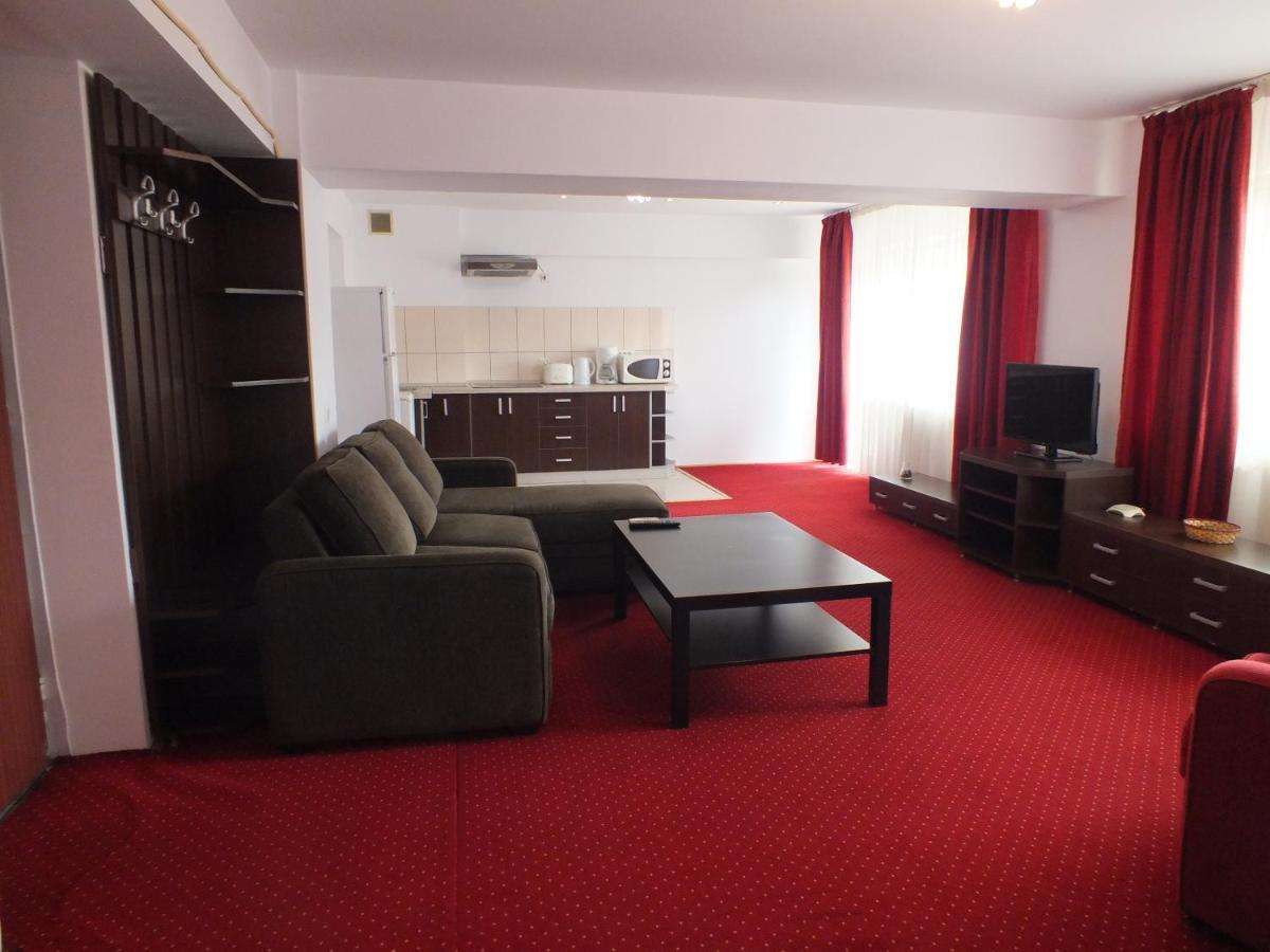 Alba Iulia Square - Apartments And Studios Bucharest Exterior photo
