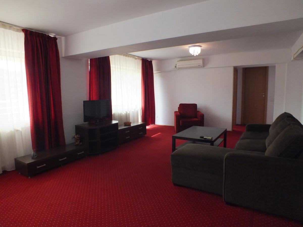 Alba Iulia Square - Apartments And Studios Bucharest Exterior photo